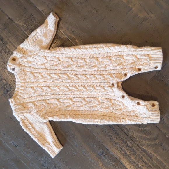 Baby gap cable knit sweater romper - Picture 1 of 4